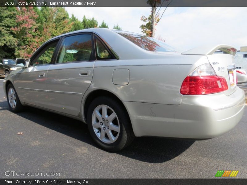 Lunar Mist Metallic / Ivory 2003 Toyota Avalon XL