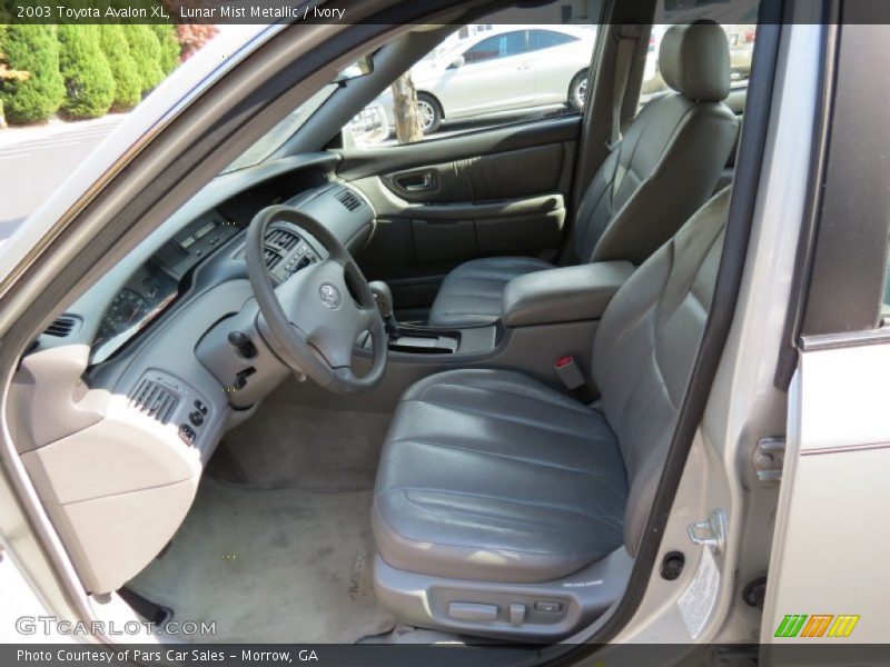 Lunar Mist Metallic / Ivory 2003 Toyota Avalon XL