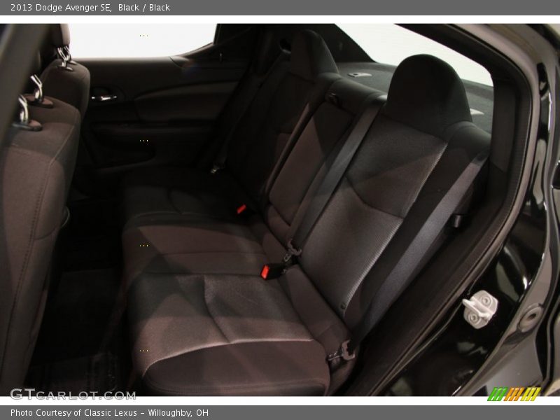 Black / Black 2013 Dodge Avenger SE