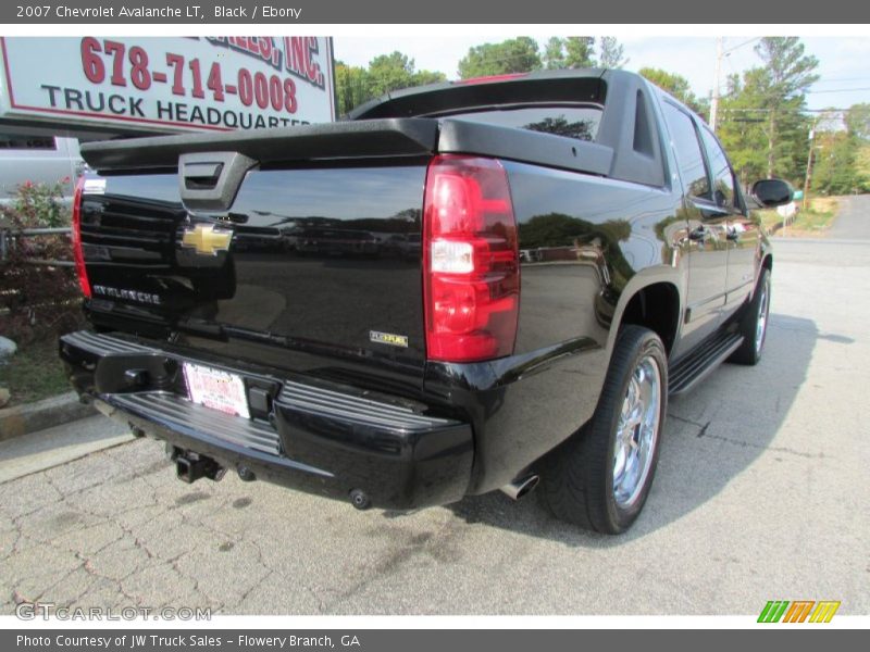 Black / Ebony 2007 Chevrolet Avalanche LT