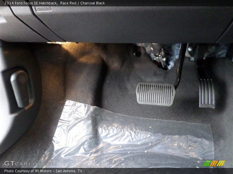 Race Red / Charcoal Black 2014 Ford Focus SE Hatchback