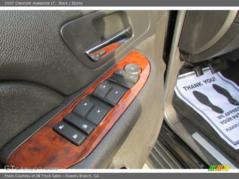 Black / Ebony 2007 Chevrolet Avalanche LT
