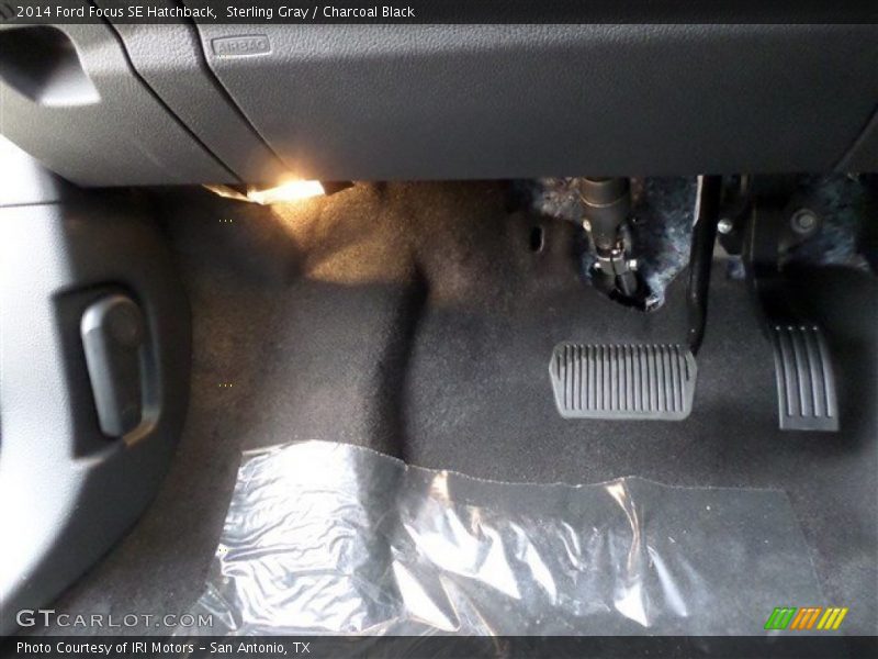 Sterling Gray / Charcoal Black 2014 Ford Focus SE Hatchback