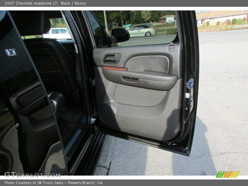 Black / Ebony 2007 Chevrolet Avalanche LT