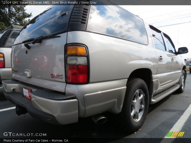 Silver Birch Metallic / Stone Gray 2004 GMC Yukon XL Denali AWD