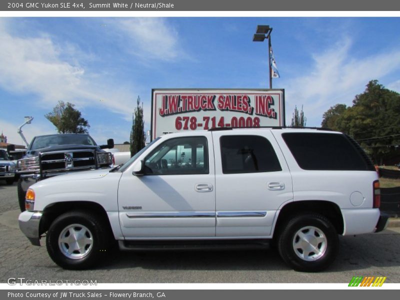 Summit White / Neutral/Shale 2004 GMC Yukon SLE 4x4