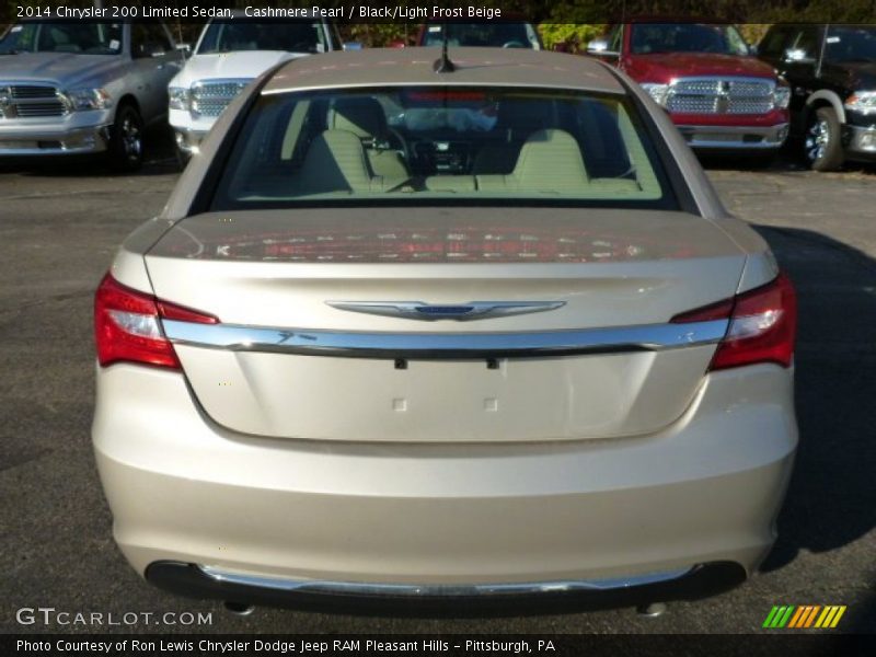 Cashmere Pearl / Black/Light Frost Beige 2014 Chrysler 200 Limited Sedan