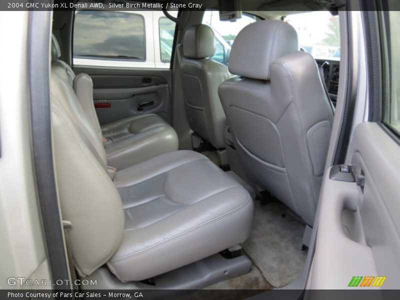 Silver Birch Metallic / Stone Gray 2004 GMC Yukon XL Denali AWD