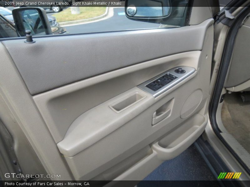 Light Khaki Metallic / Khaki 2005 Jeep Grand Cherokee Laredo