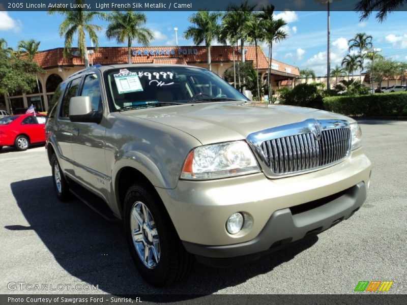 Light French Silk Metallic / Camel 2005 Lincoln Aviator Luxury