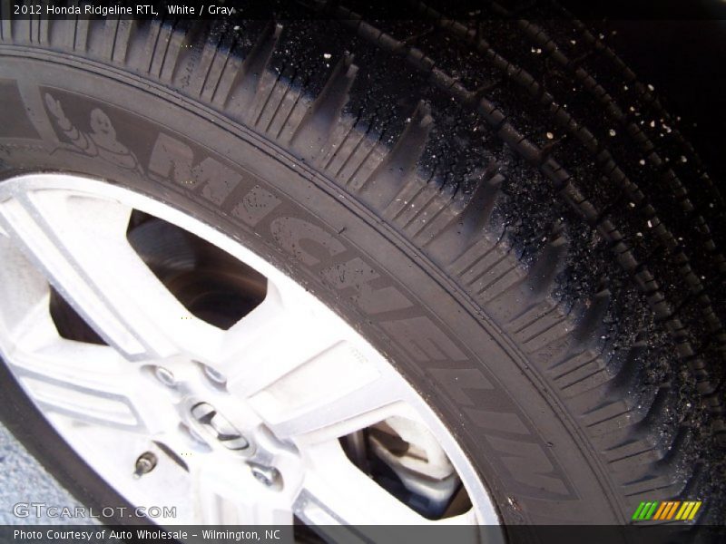White / Gray 2012 Honda Ridgeline RTL