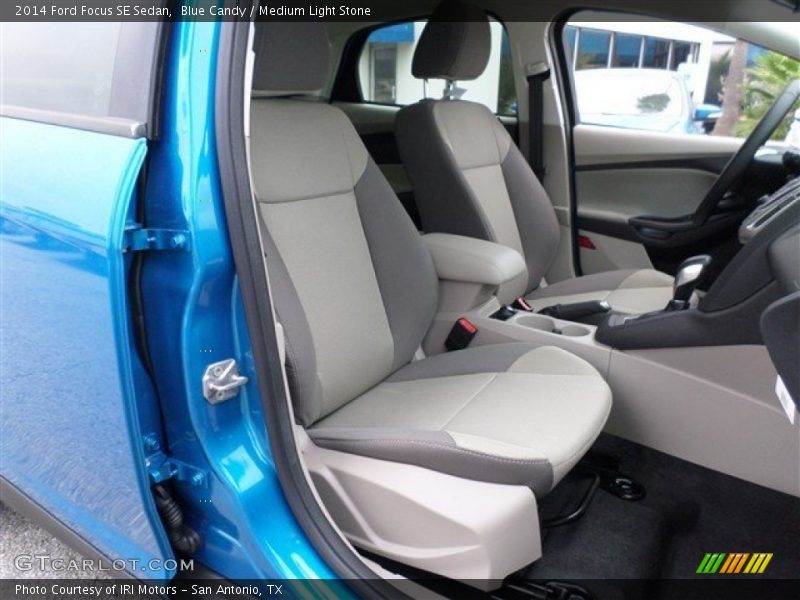 Blue Candy / Medium Light Stone 2014 Ford Focus SE Sedan