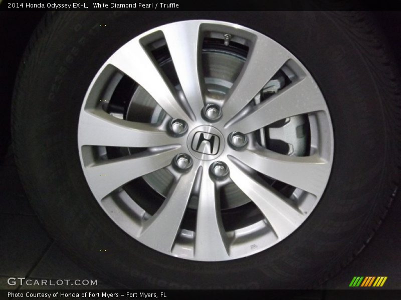 White Diamond Pearl / Truffle 2014 Honda Odyssey EX-L