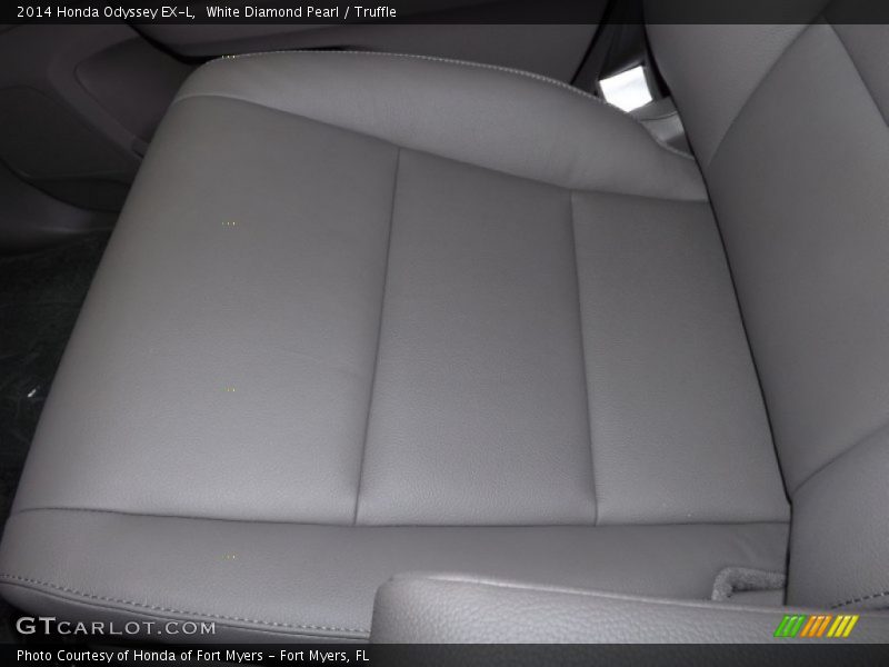 White Diamond Pearl / Truffle 2014 Honda Odyssey EX-L