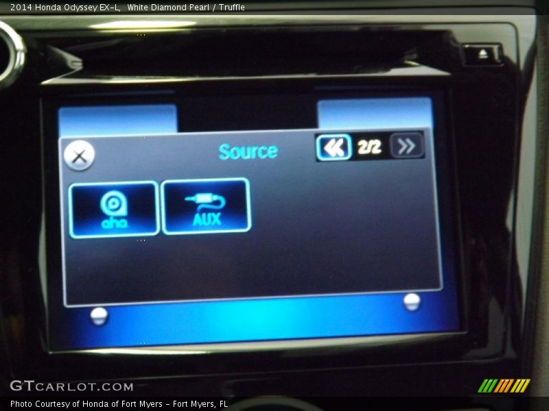 White Diamond Pearl / Truffle 2014 Honda Odyssey EX-L