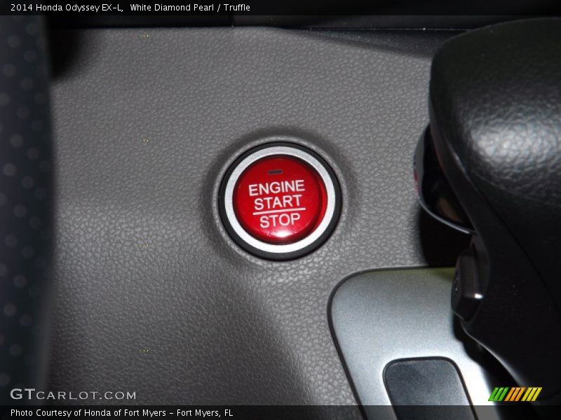 White Diamond Pearl / Truffle 2014 Honda Odyssey EX-L