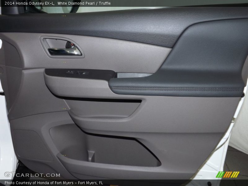 White Diamond Pearl / Truffle 2014 Honda Odyssey EX-L