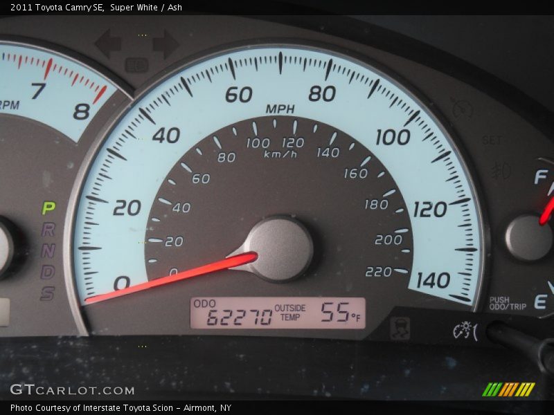 Super White / Ash 2011 Toyota Camry SE