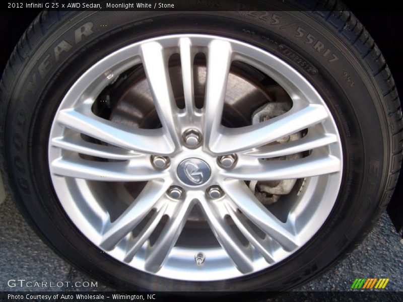  2012 G 25 x AWD Sedan Wheel