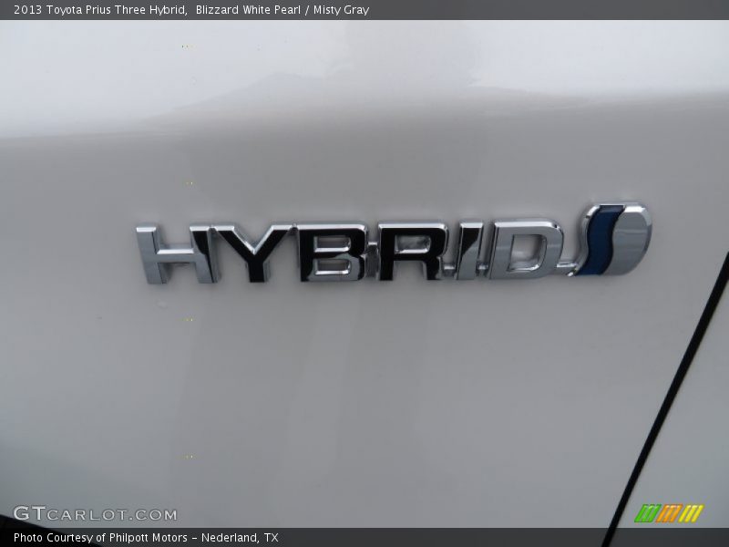 Blizzard White Pearl / Misty Gray 2013 Toyota Prius Three Hybrid