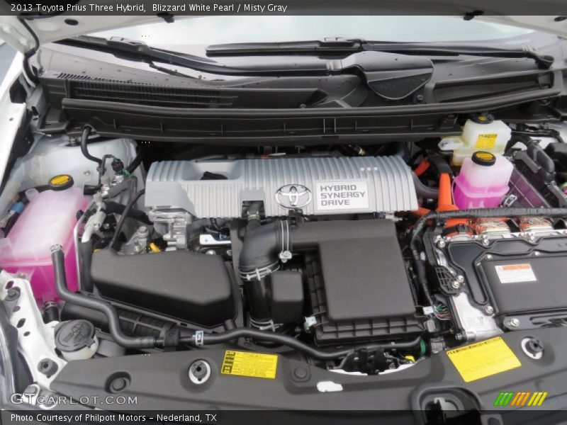 Blizzard White Pearl / Misty Gray 2013 Toyota Prius Three Hybrid