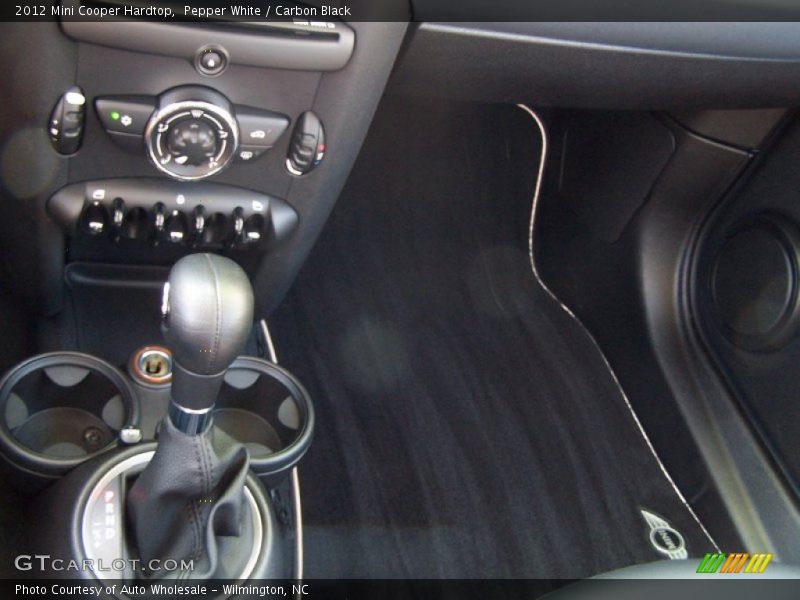 Pepper White / Carbon Black 2012 Mini Cooper Hardtop