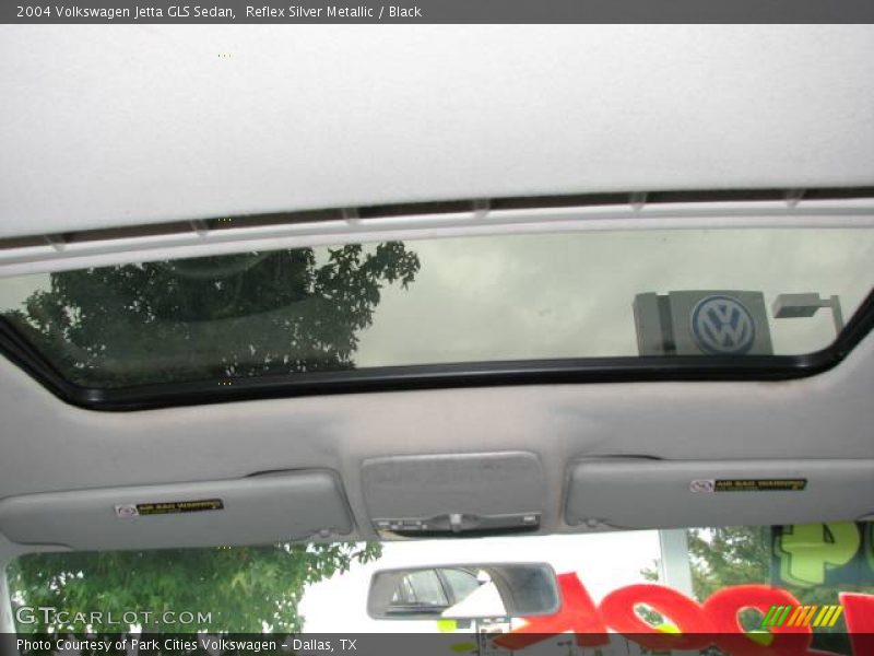 Reflex Silver Metallic / Black 2004 Volkswagen Jetta GLS Sedan