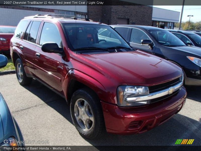 Red Jewel Tint Coat / Light Gray 2007 Chevrolet TrailBlazer LS 4x4
