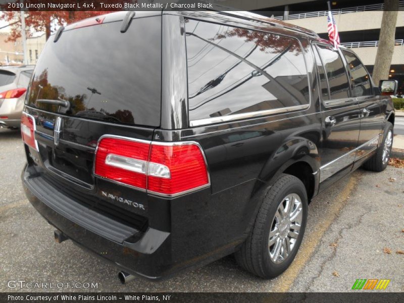 Tuxedo Black Metallic / Charcoal Black 2010 Lincoln Navigator L 4x4