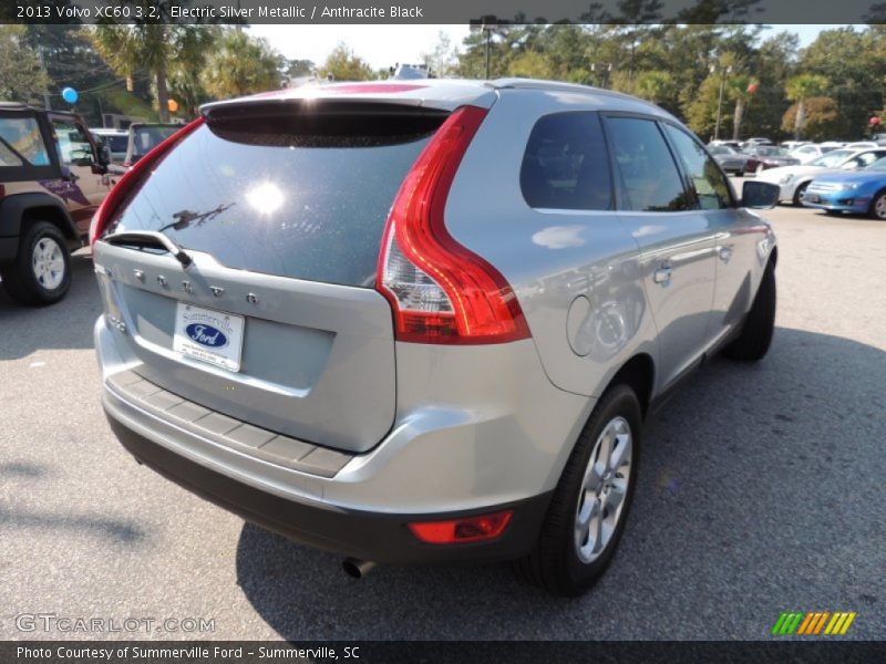 Electric Silver Metallic / Anthracite Black 2013 Volvo XC60 3.2