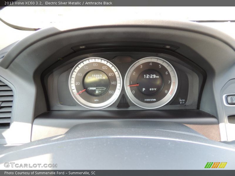 Electric Silver Metallic / Anthracite Black 2013 Volvo XC60 3.2