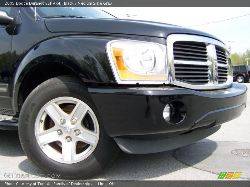Black / Medium Slate Gray 2005 Dodge Durango SLT 4x4