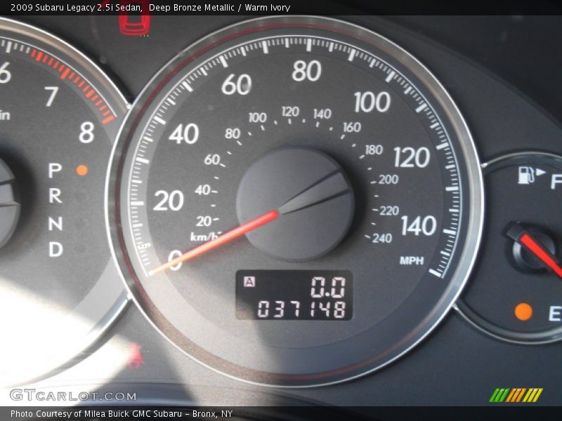 Deep Bronze Metallic / Warm Ivory 2009 Subaru Legacy 2.5i Sedan