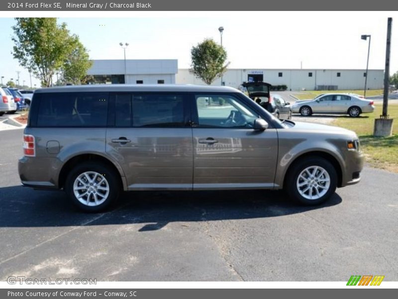 Mineral Gray / Charcoal Black 2014 Ford Flex SE