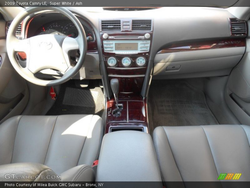 Super White / Ash 2009 Toyota Camry LE
