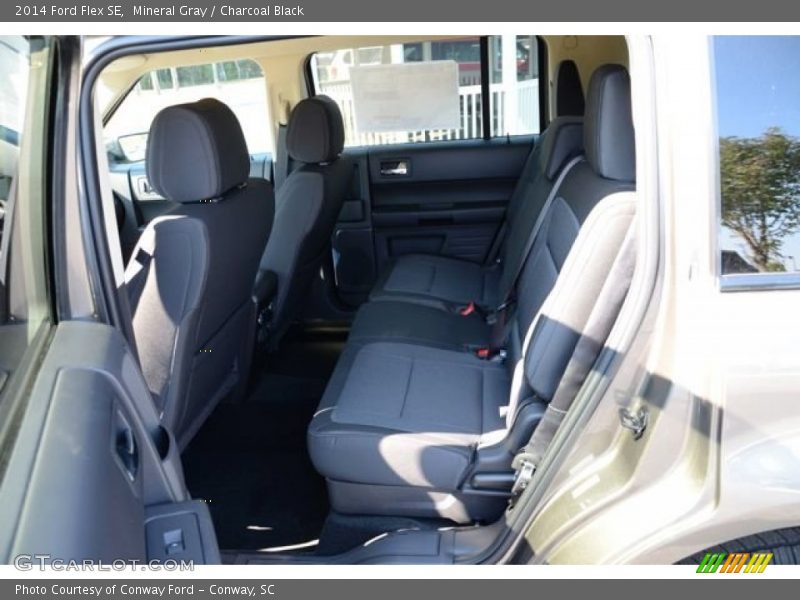 Mineral Gray / Charcoal Black 2014 Ford Flex SE