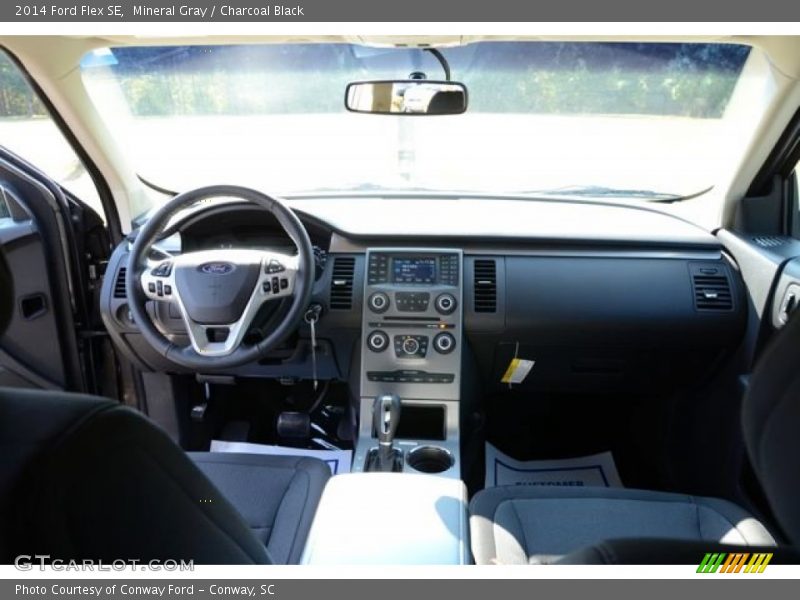 Mineral Gray / Charcoal Black 2014 Ford Flex SE