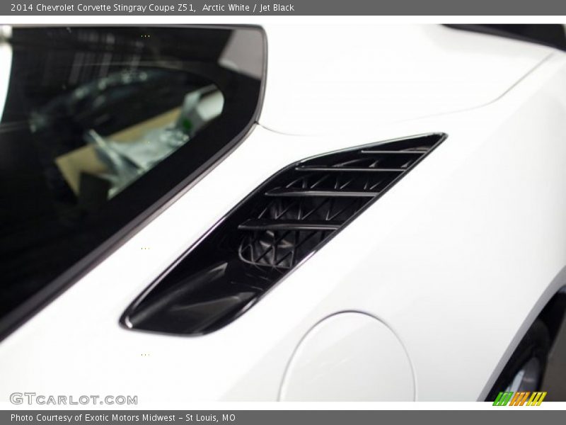 Arctic White / Jet Black 2014 Chevrolet Corvette Stingray Coupe Z51