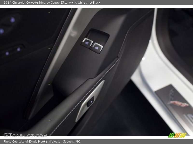 Arctic White / Jet Black 2014 Chevrolet Corvette Stingray Coupe Z51