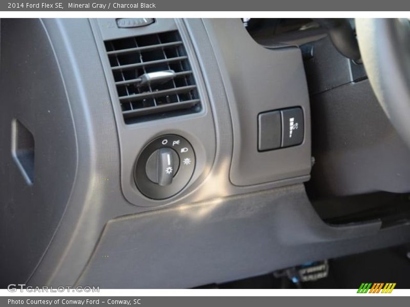 Mineral Gray / Charcoal Black 2014 Ford Flex SE