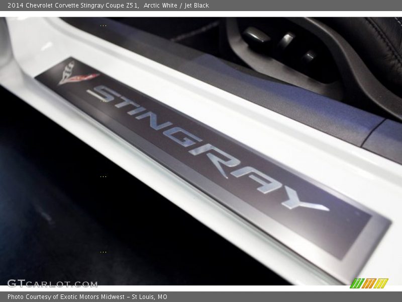 Doorsill - 2014 Chevrolet Corvette Stingray Coupe Z51