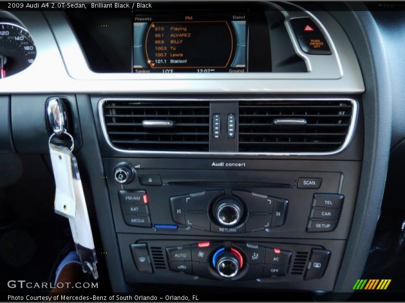 Brilliant Black / Black 2009 Audi A4 2.0T Sedan