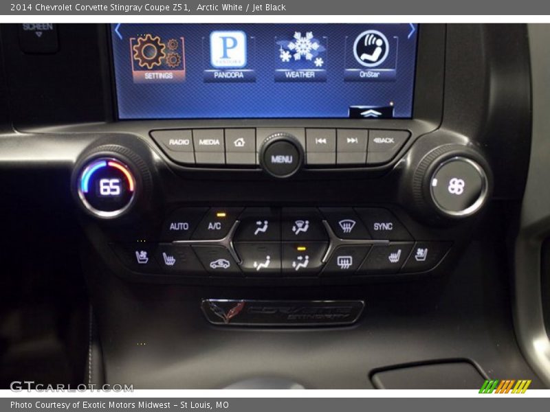 Controls of 2014 Corvette Stingray Coupe Z51