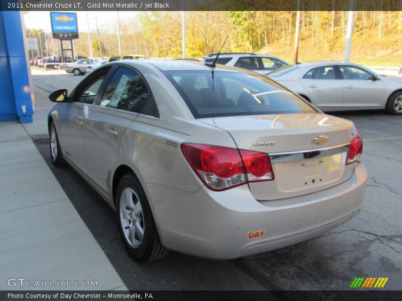 Gold Mist Metallic / Jet Black 2011 Chevrolet Cruze LT