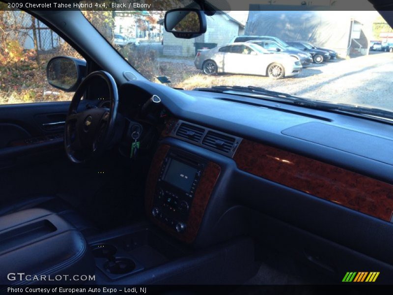 Black / Ebony 2009 Chevrolet Tahoe Hybrid 4x4