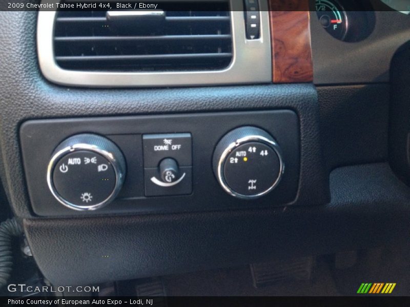 Black / Ebony 2009 Chevrolet Tahoe Hybrid 4x4