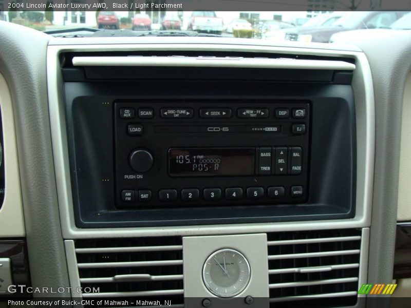 Black / Light Parchment 2004 Lincoln Aviator Luxury AWD