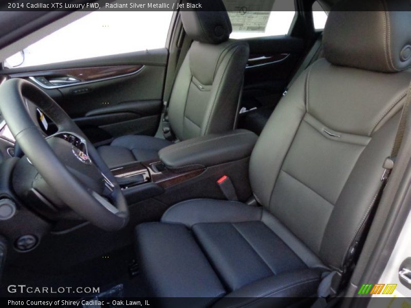 Radiant Silver Metallic / Jet Black 2014 Cadillac XTS Luxury FWD