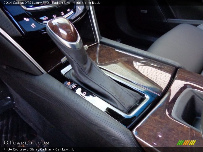 Radiant Silver Metallic / Jet Black 2014 Cadillac XTS Luxury FWD