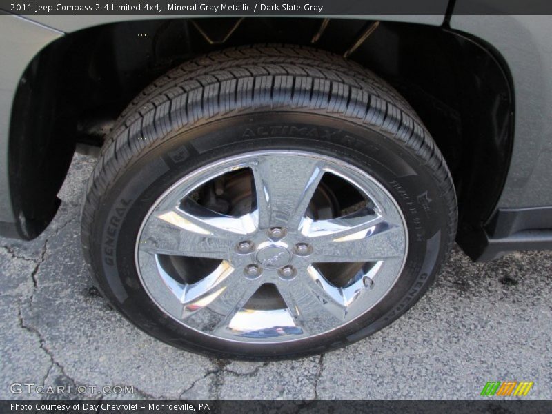 Mineral Gray Metallic / Dark Slate Gray 2011 Jeep Compass 2.4 Limited 4x4